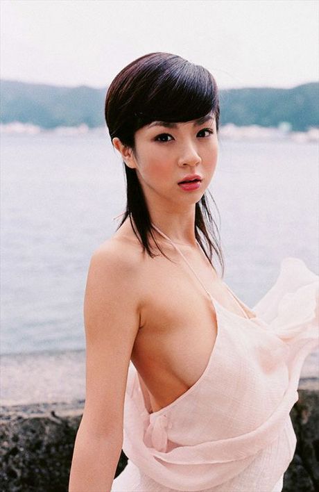 Aki Hoshino petite Japanese girl with nice big breasts